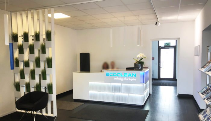 Ecoclean Eingangsbereich für eine ideale Markenpräsentation
